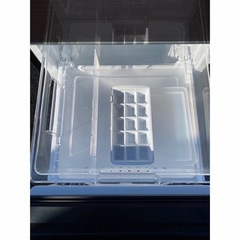 Hisense 冷蔵庫 ダークブラウン
の画像