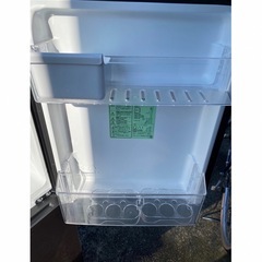 Hisense 冷蔵庫 ダークブラウン
の画像