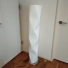 フロアランプの画像