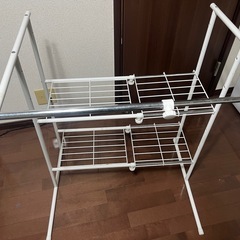 伸縮ハンガーラック　無料での画像