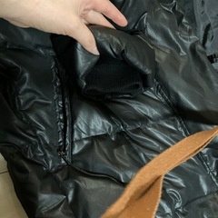 
Lサイズ黒ダウン70%フェザー30%の画像