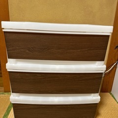 プラスチック製収納ボックス3段