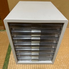 書類収納ボックス