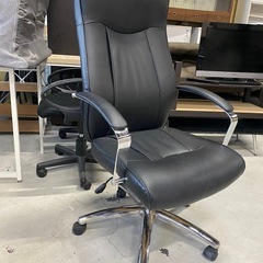 オフィス用椅子の画像