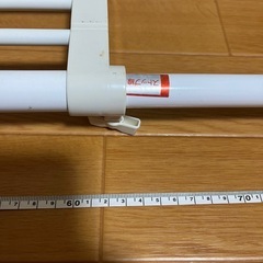 突っ張り棒ラック、棚の画像