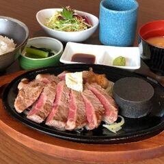 ＼ゴルフ場の調理スタッフ／ 料理が好きな方大歓迎・賞与2回・頑張...