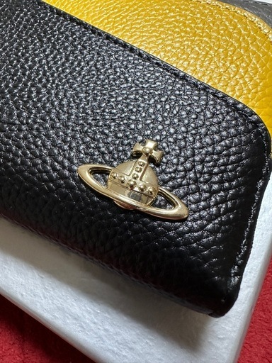 本日限定　 新品 ヴィヴィアンウエストウッド 長財布 ラウンドファスナー ウォレット 財布