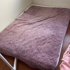 ダブル　敷き布団　白　マットレスもあり