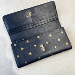 ヒッチハイクマーケット　長財布　本革の画像