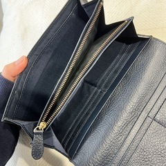 ヒッチハイクマーケット　長財布　本革の画像