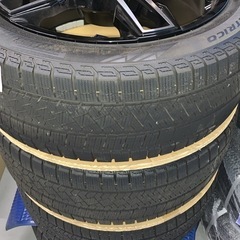 アウディ   Audi Ａ６　スタットレス タイヤ４本235/4...
