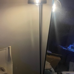 フロアライト　インテリア照明の画像