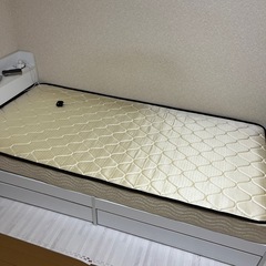 ベットとマットレス
