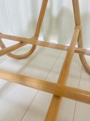 ラタンガラステーブル　丸　藤　北欧風