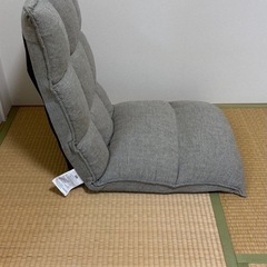 座椅子　ニトリの画像