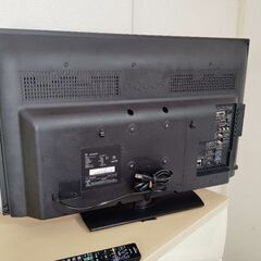 SHARP AQUOS テレビ   LC32H11  中古  7,000円 