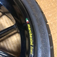 マルケジーニリアホイール　sc54 cb1300sf  流用の画像