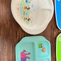 離乳食トレイ マンチキン ニフレル ピジョン ノンスリップ お皿の画像