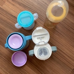 ベビー　コップ飲み練習セットの画像