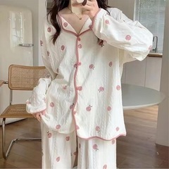 パジャマ　M 新品