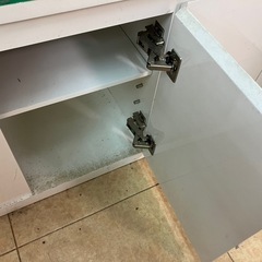 引き取ってくれたら¥5000❣️　什器　CDラック　DVD パーテーション　業務用　店舗用品　中古の画像