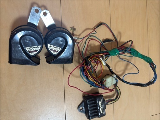 車のパーツ Mitsuba horn HOS 06
