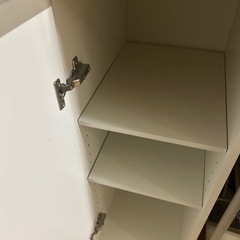 ニトリ　縦型食器棚の画像