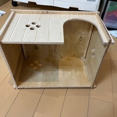 ラビットハウスうさぎ・小動物用木製隠れ家の画像
