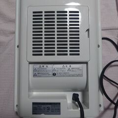 日立セラミックファンヒーター（HLC-R1030　2018年製）の画像