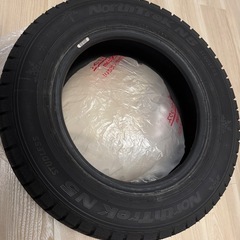 【ほぼ新品】スタッドレスタイヤ　4本セット　185/6515R　