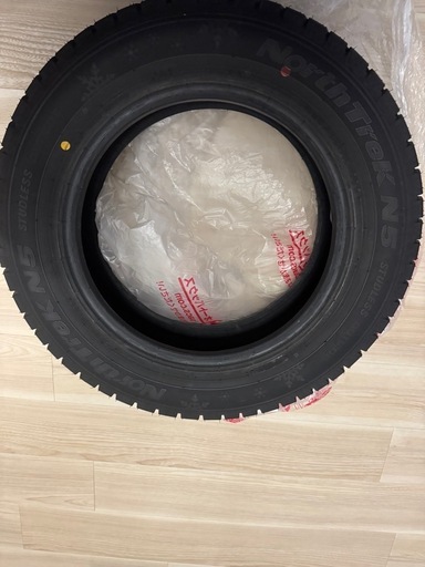 【ほぼ新品】スタッドレスタイヤ　4本セット　185/6515R　