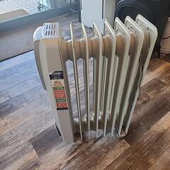 De'Longhi (デロンギ) オイルヒーター KHD4108...