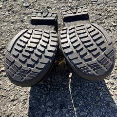 100円　みどり安全靴22.5 サイズ感は23以上の画像