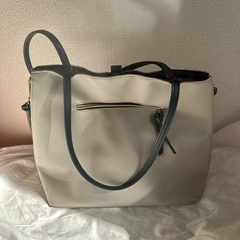 ハンドバッグ　オフィス　カジュアルの画像