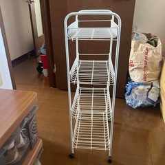 スチールラック ホワイトの画像