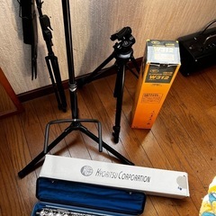 YAMAHA フルート　カメラ三脚　ギタースタンド　譜面台　