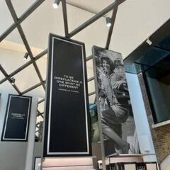 2点セット‼️非常に入手困難‼️【ロンドン限定アルバート博物館シャネルトート】正規品の画像