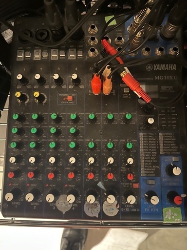Yamaha MG10XU 10-Input Stereo Mixer with Effects (入澤圭介