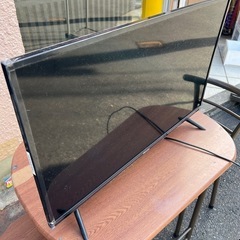 ジャンク品　リモコン付　Ｈisens 液晶テレビ