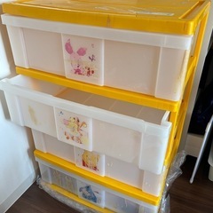 【無料】収納プラスチックケース 4段 イエロー×ホワイト（中古・...
