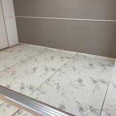 取引中 【2022年購入】防水抗菌ペットマット カットできるロー...