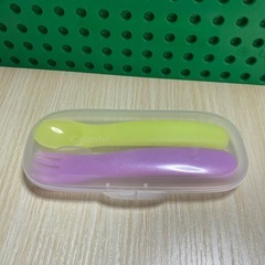 コンビ　スプーン&フォークセット