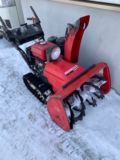 除雪機
ホンダスノーラhs 970  引き取り限定です