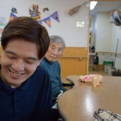 週3日・4時間から！Wワーク可能！午前のみ・午後のみもOKの介護スタッフ！の画像