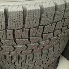 ダンロップ　スタッドレスタイヤ　ウインターマックス205/55R16 91Qの画像