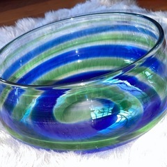 綺麗な色のガラスの何か！笑の画像
