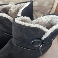 24センチ　もこもこブーツの画像