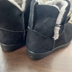24センチ　もこもこブーツの画像
