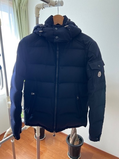 モンクレール　ダウン　中古　美品