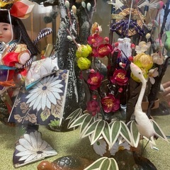 日本人形　正月飾り　ガラスケース入りの画像